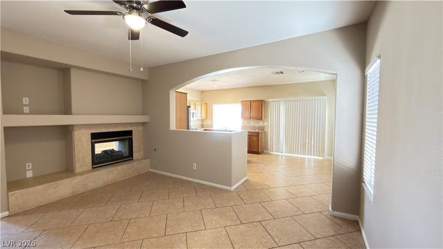 8524 Gold Flash Avenue, Las Vegas, NV 89129