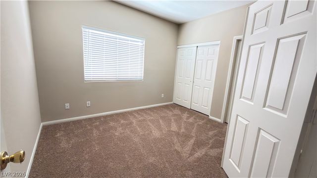 8524 Gold Flash Avenue, Las Vegas, NV 89129