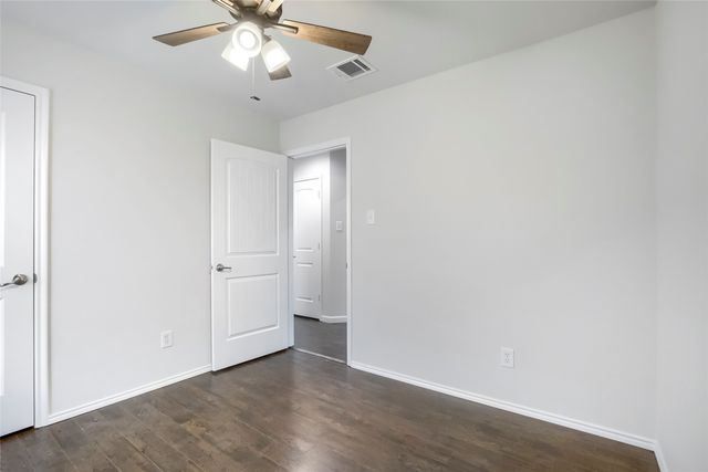 4004 Ridgetop Drive, Heartland, TX 75126