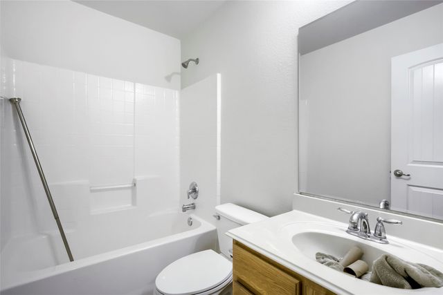 4004 Ridgetop Drive, Heartland, TX 75126