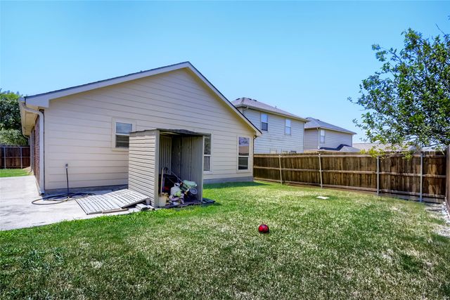 4004 Ridgetop Drive, Heartland, TX 75126