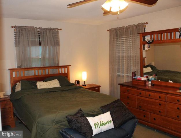 814 BETHEL AVENUE, Aston, PA 19014