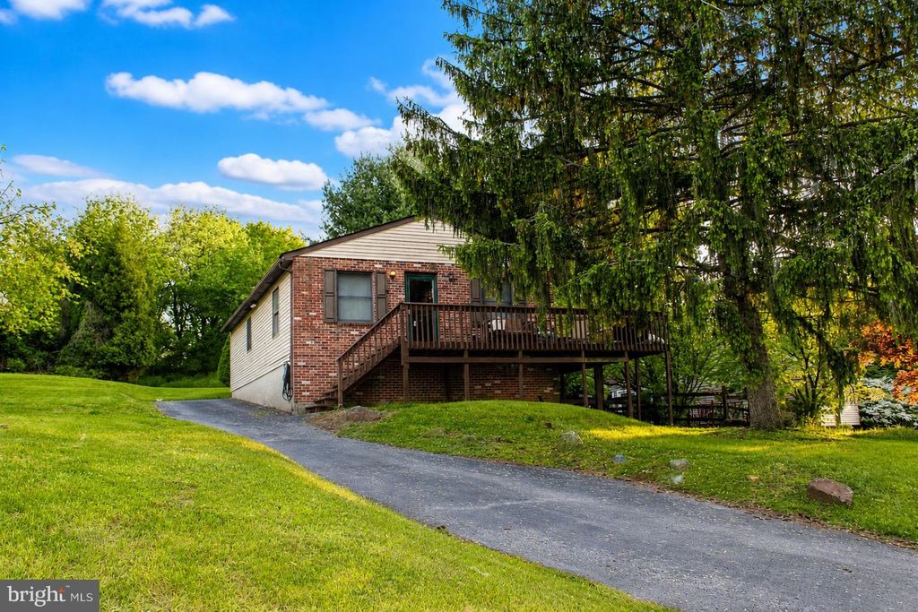 814 BETHEL AVENUE, Aston, PA 19014