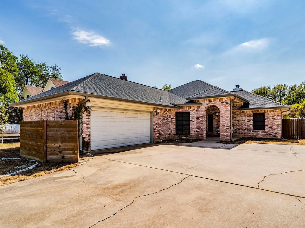 7933 Wheel Rim CIR, Austin, TX 78749