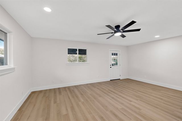 235 Softwood Drive, Duncanville, TX 75137