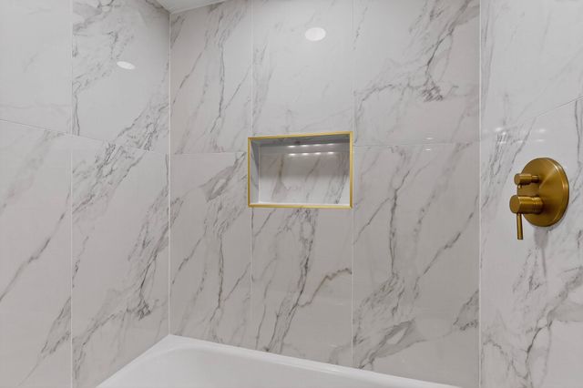 235 Softwood Drive, Duncanville, TX 75137