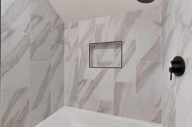 235 Softwood Drive, Duncanville, TX 75137