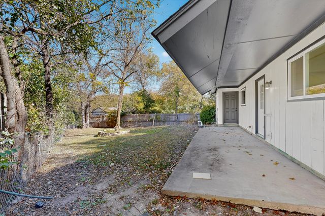 235 Softwood Drive, Duncanville, TX 75137