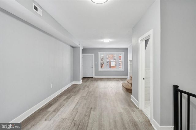 3825 N 8TH ST, Philadelphia, PA 19140