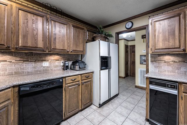 17 Hornrimme Place, Maumelle, AR 72113