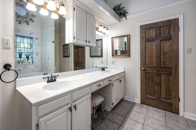 17 Hornrimme Place, Maumelle, AR 72113