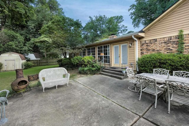 17 Hornrimme Place, Maumelle, AR 72113