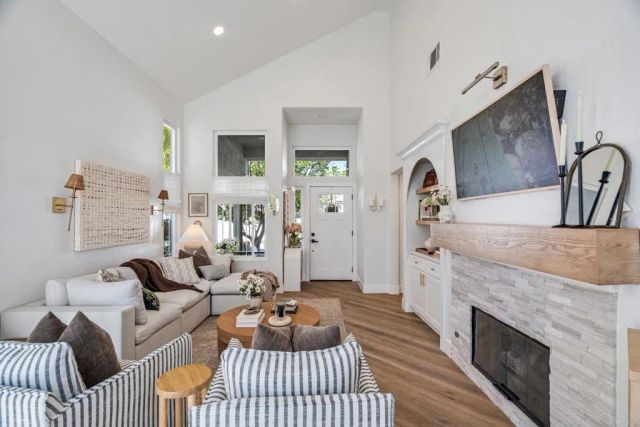 18 Chatri Circle, Lake Forest, CA 92610