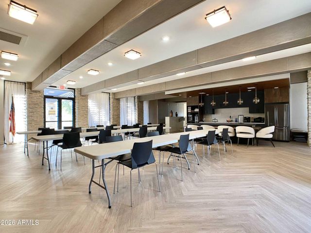 2727 E UNIVERSITY Drive 4, Tempe, AZ 85288
