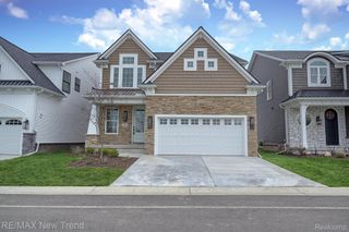 213 MOUNTAIN VIEW LANE, Milford Village, MI 48381