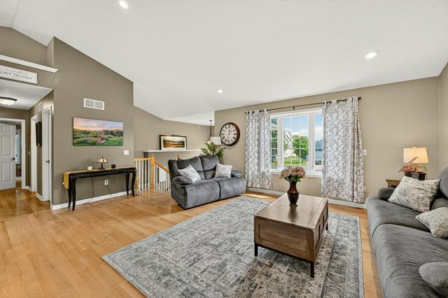 2502 Boulder Ridge Drive NW, Rochester, MN 55901