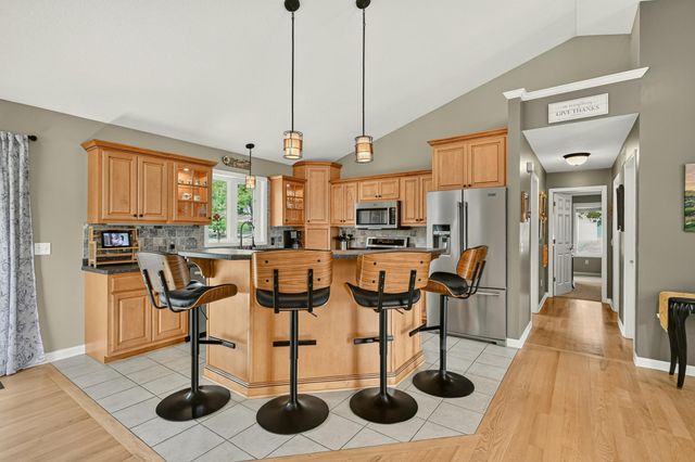 2502 Boulder Ridge Drive NW, Rochester, MN 55901