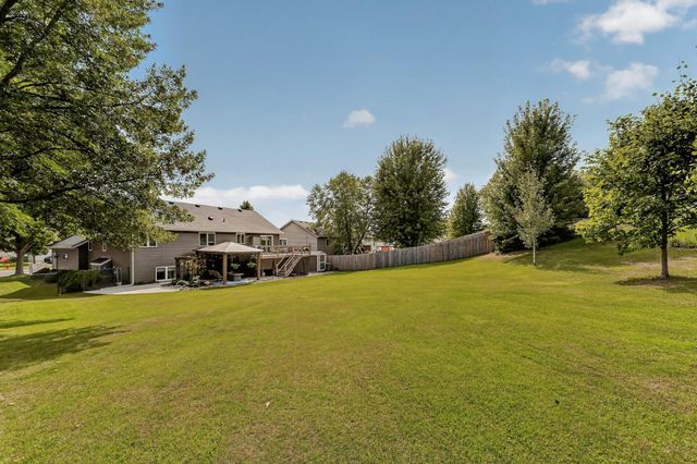 2502 Boulder Ridge Drive NW, Rochester, MN 55901