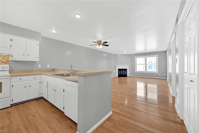 102 Lantana Ln Apt 8, Hampton, VA 23669