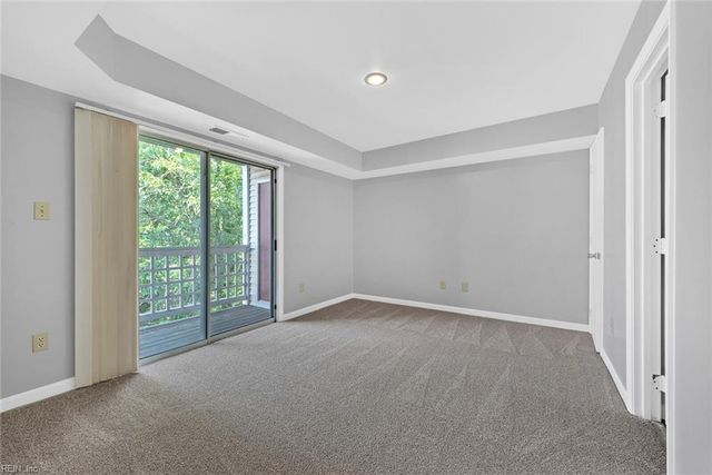 102 Lantana Ln Apt 8, Hampton, VA 23669