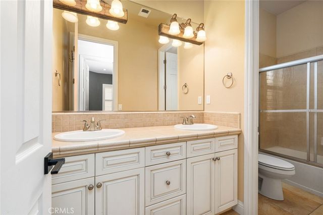 4133 Morro Bay, Clovis, CA 93619