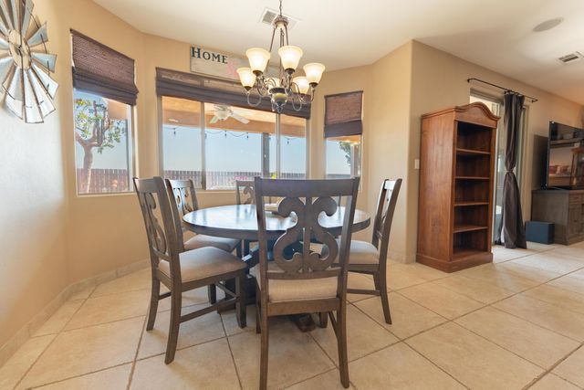 936 N Red Oak Street, Porterville, CA 93257