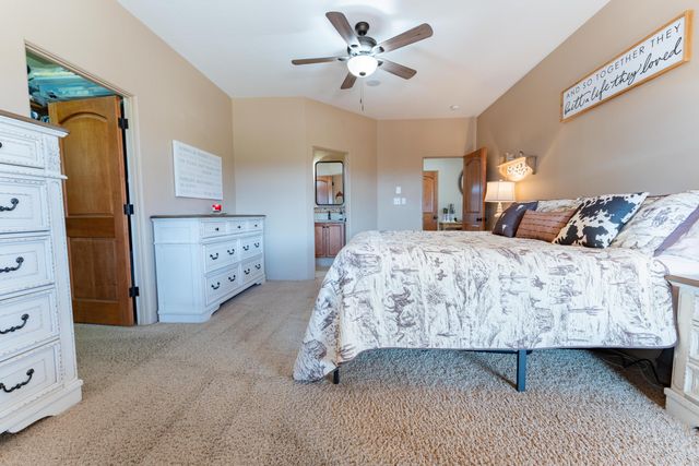 936 N Red Oak Street, Porterville, CA 93257