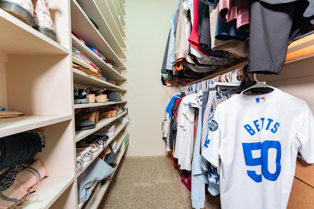 936 N Red Oak Street, Porterville, CA 93257