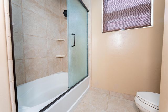 936 N Red Oak Street, Porterville, CA 93257