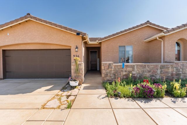 936 N Red Oak Street, Porterville, CA 93257