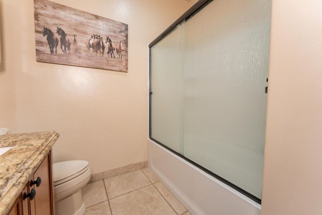 936 N Red Oak Street, Porterville, CA 93257