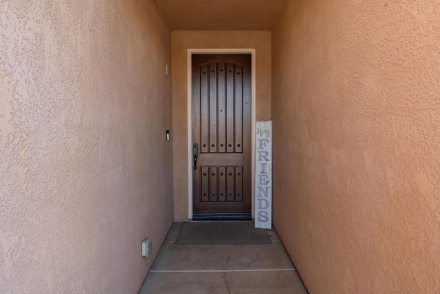 936 N Red Oak Street, Porterville, CA 93257