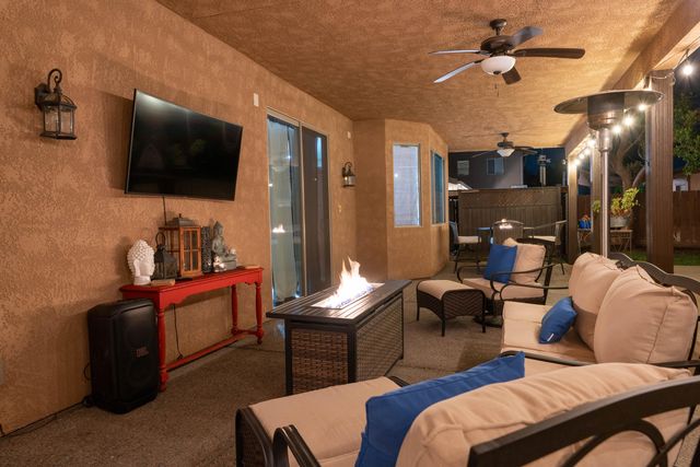 936 N Red Oak Street, Porterville, CA 93257