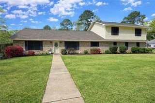 1630 W MEDALIST Road, Pineville, LA 71360