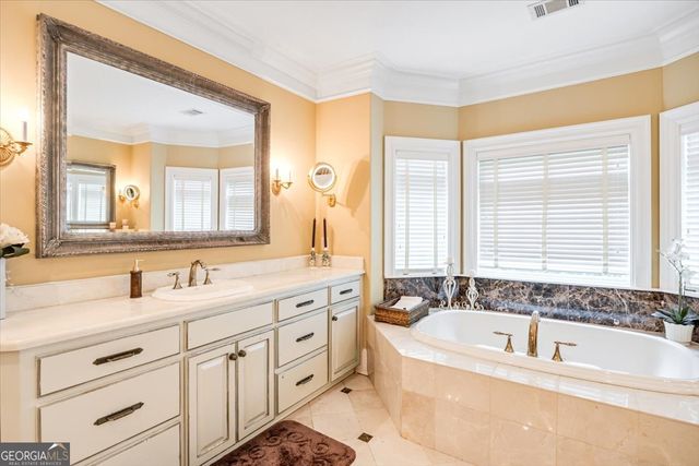 311 North Rivoli Farms Drive, Macon, GA 31210