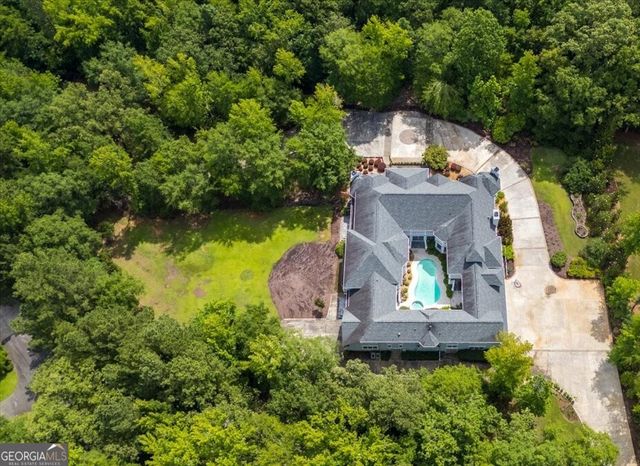 311 North Rivoli Farms Drive, Macon, GA 31210