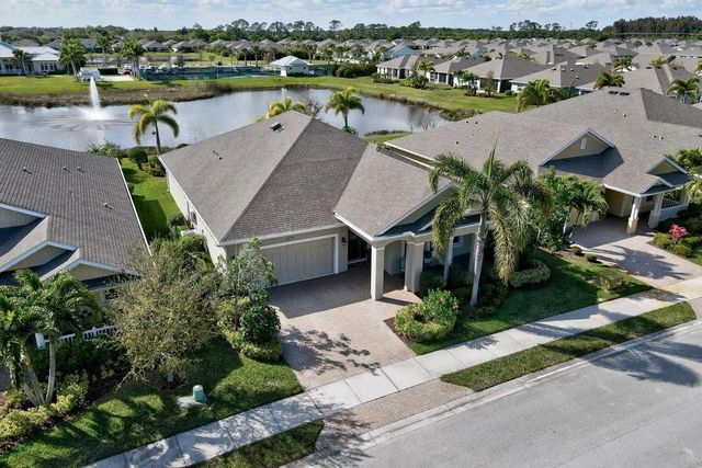 3465 Diamond Leaf Dr, Vero Beach, FL 32966