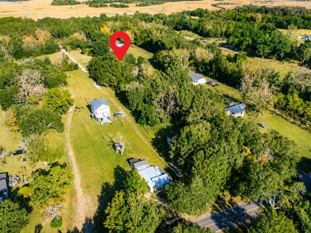 2033 Holly Creek Road, Charleston, SC 29412