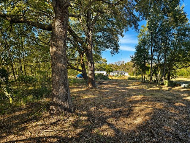 2033 Holly Creek Road, Charleston, SC 29412