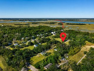2033 Holly Creek Road, Charleston, SC 29412