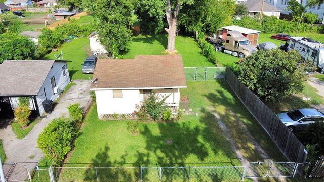 6821 Haight Street, Houston, TX 77028