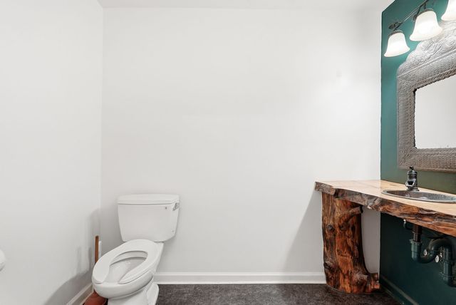 2016 Monongahela AVENUE, Swissvale, PA 15218