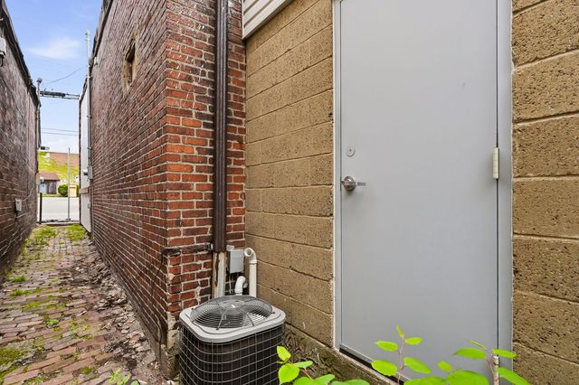 2016 Monongahela AVENUE, Swissvale, PA 15218