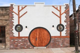 2016 Monongahela AVENUE, Swissvale, PA 15218