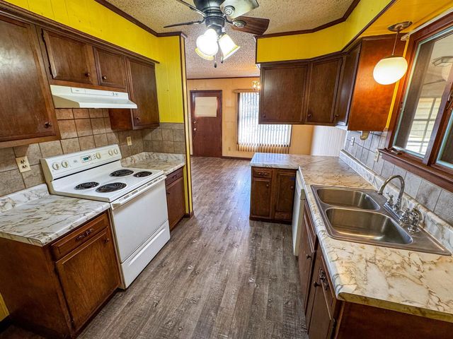 47 Summit Ridge Ln, Williford, AR 72482