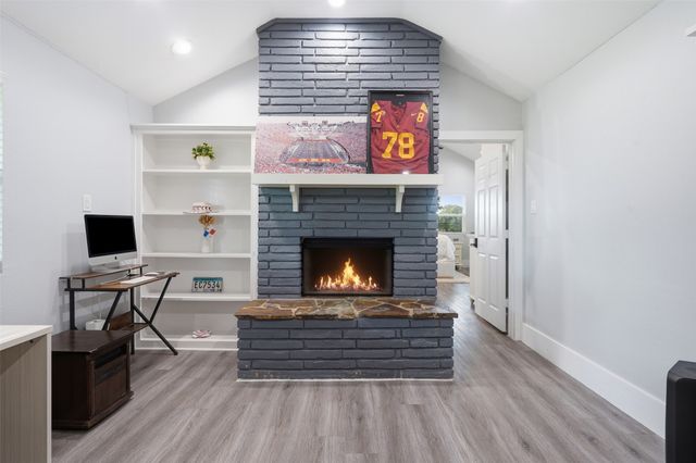 1985 E Renfro Street, Burleson, TX 76028