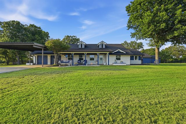 1985 E Renfro Street, Burleson, TX 76028