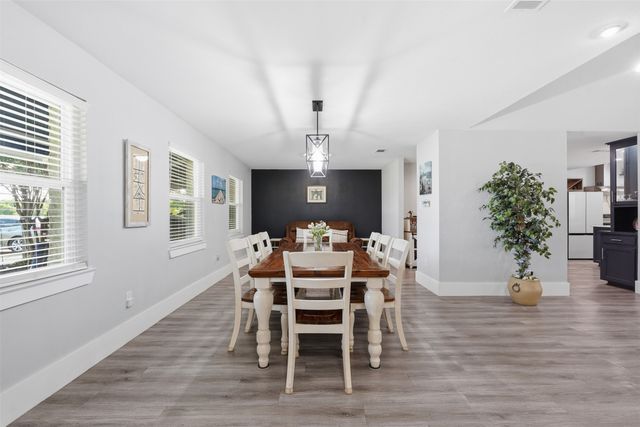 1985 E Renfro Street, Burleson, TX 76028