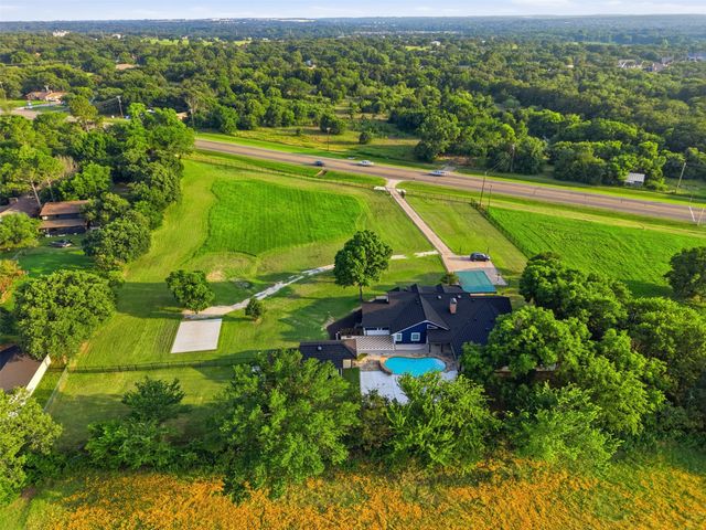 1985 E Renfro Street, Burleson, TX 76028