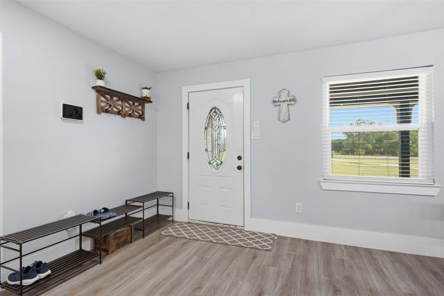1985 E Renfro Street, Burleson, TX 76028